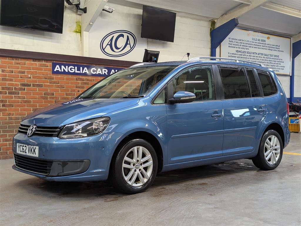 <p>2012 VOLKSWAGEN TOURAN SE TDI</p>
