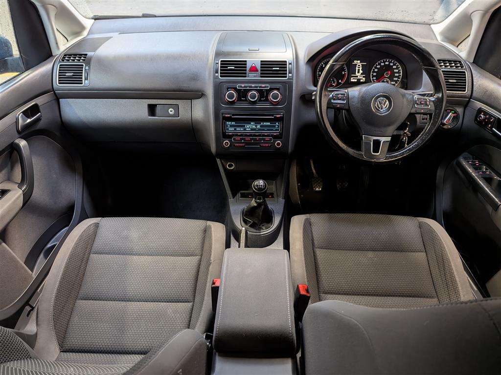 <p>2012 VOLKSWAGEN TOURAN SE TDI</p>