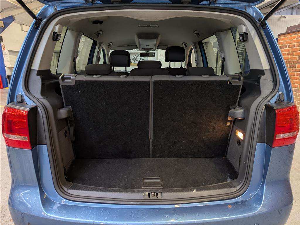 <p>2012 VOLKSWAGEN TOURAN SE TDI</p>