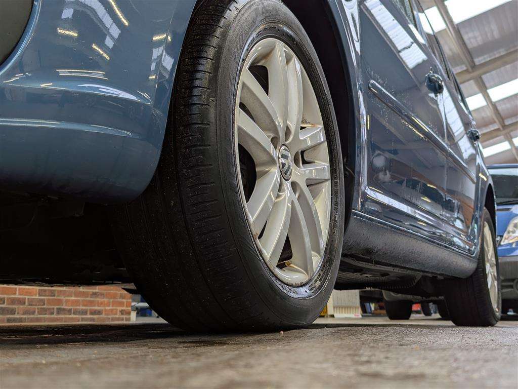 <p>2012 VOLKSWAGEN TOURAN SE TDI</p>