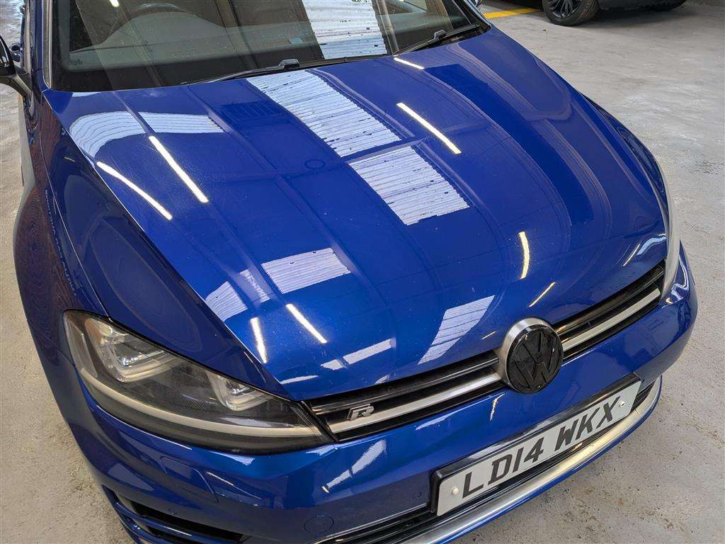 <p>2014 VOLKSWAGEN GOLF R DSG</p>