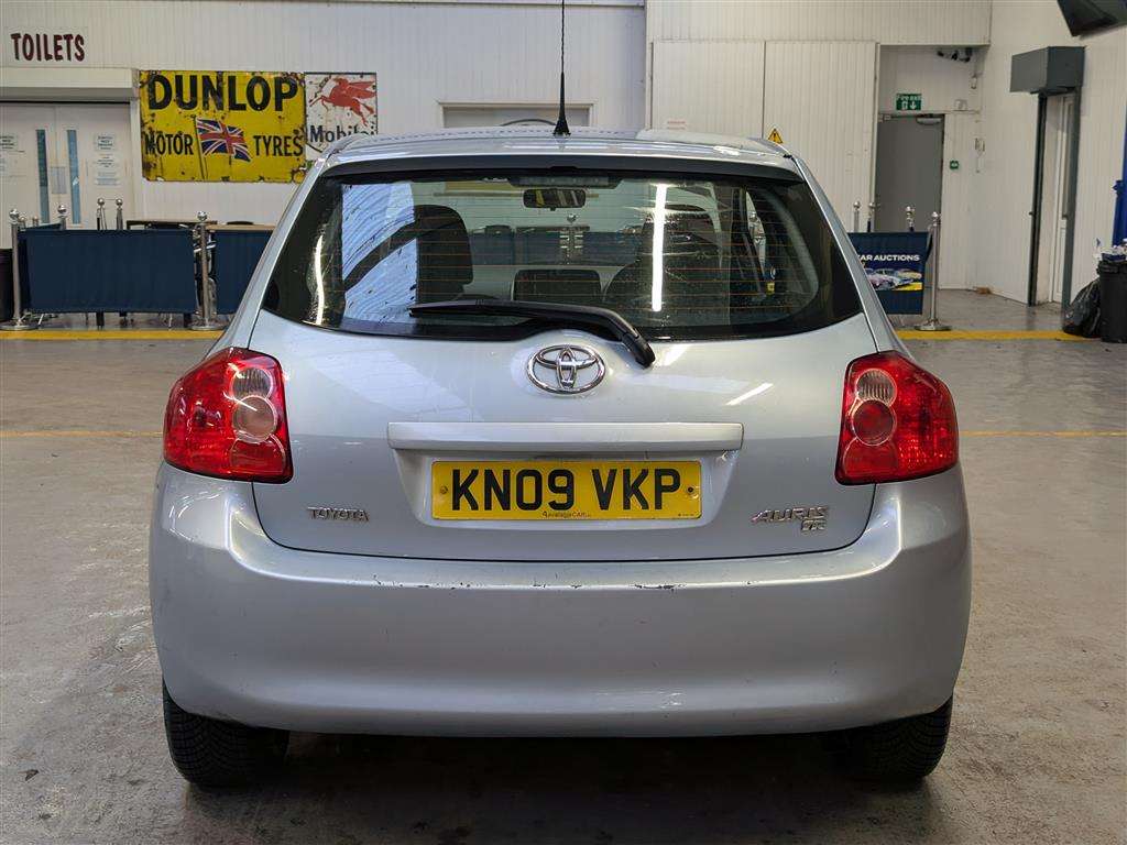 <p>2009 TOYOTA AURIS TR STOPSTART VVTI</p>