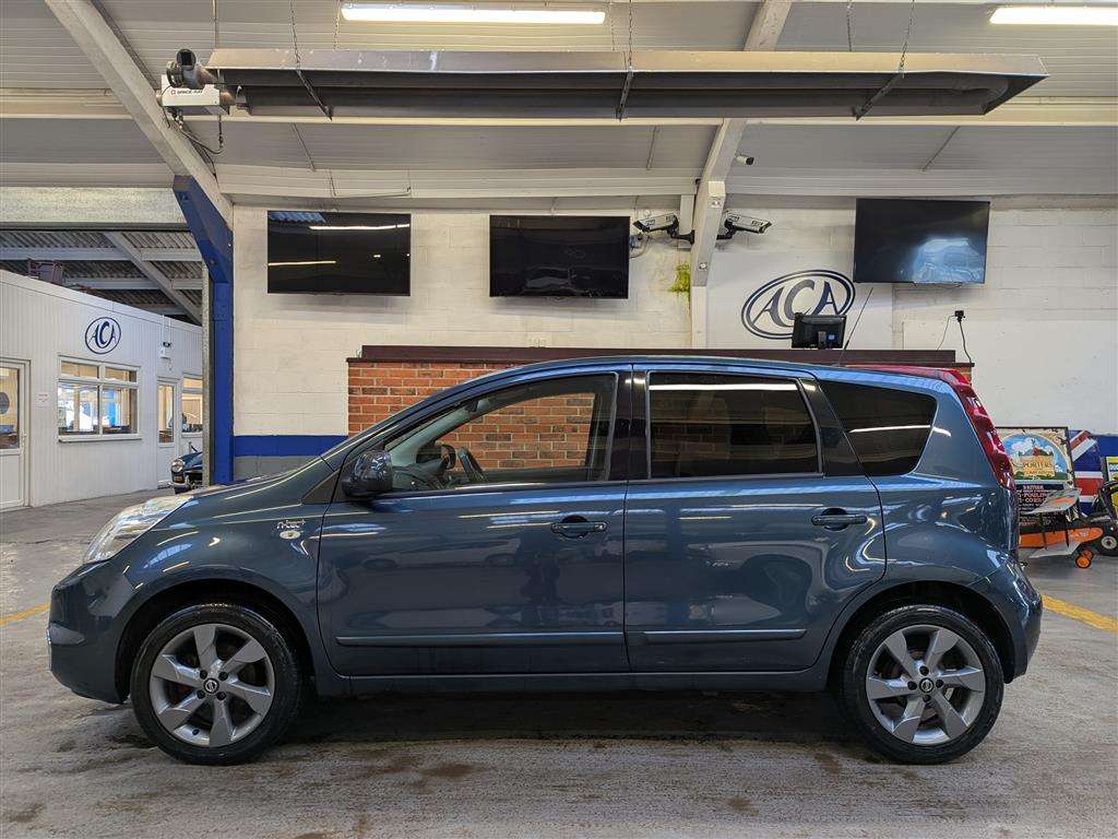 <p>2013 NISSAN NOTE N-TEC+</p>