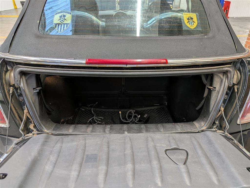 <p>2010 MINI ONE</p>