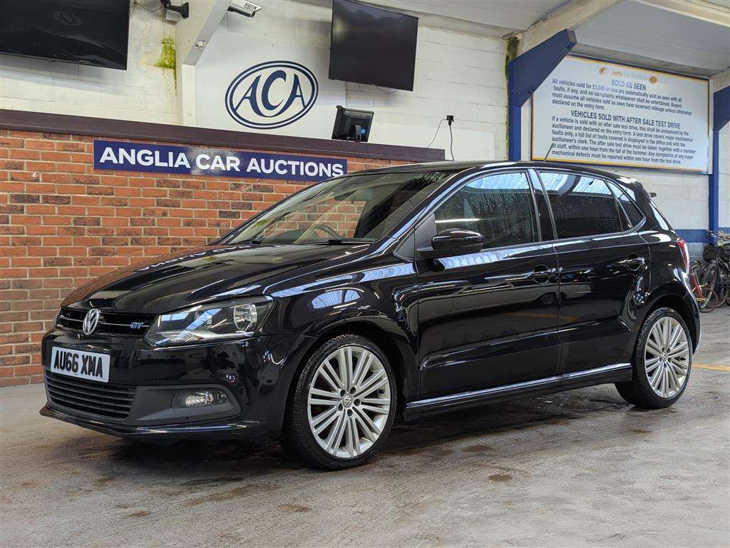 <p>2016 VOLKSWAGEN POLO BLUEGT</p>