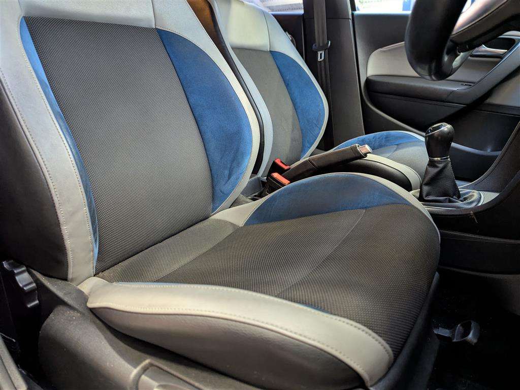 <p>2016 VOLKSWAGEN POLO BLUEGT</p>