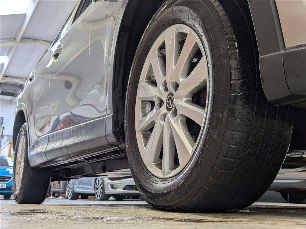 <p>2014 MAZDA CX-5 SE-L D NAV</p>