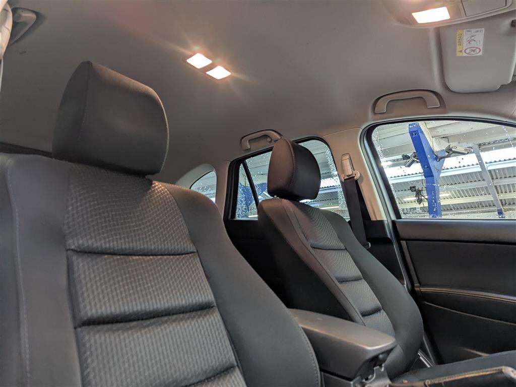 <p>2014 MAZDA CX-5 SE-L D NAV</p>