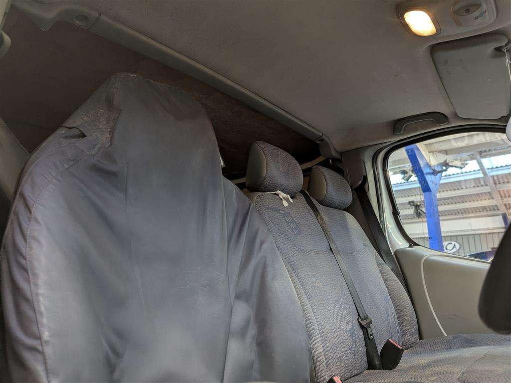 <p>2006 RENAULT TRAFIC SL27 DCI 100 SWB</p>