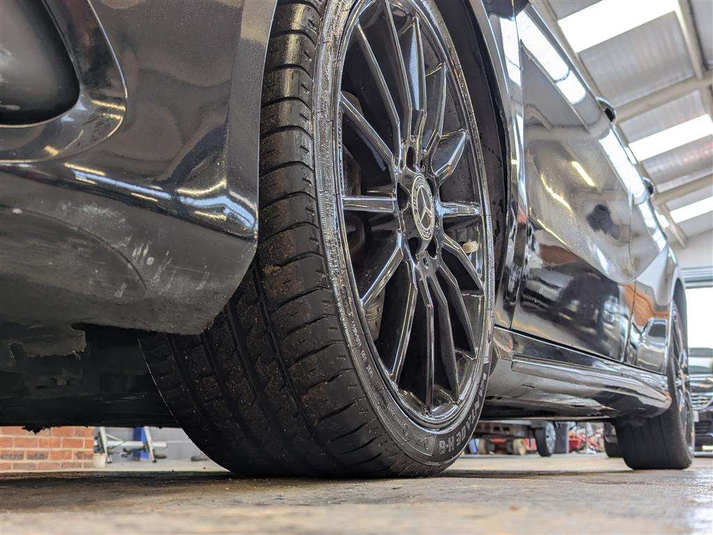 <p>2018 MERCEDES-BENZ A 160 AMG LINE</p>