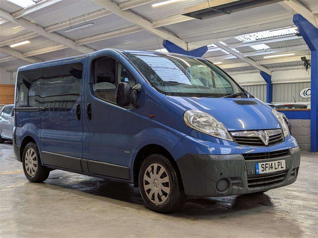 <p>2014 VAUXHALL VIVARO COMBI CDTI ECOFLEX</p>