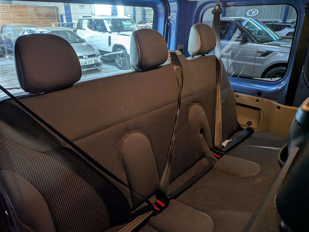 <p>2014 VAUXHALL VIVARO COMBI CDTI ECOFLEX</p>