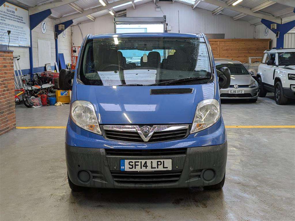 <p>2014 VAUXHALL VIVARO COMBI CDTI ECOFLEX</p>