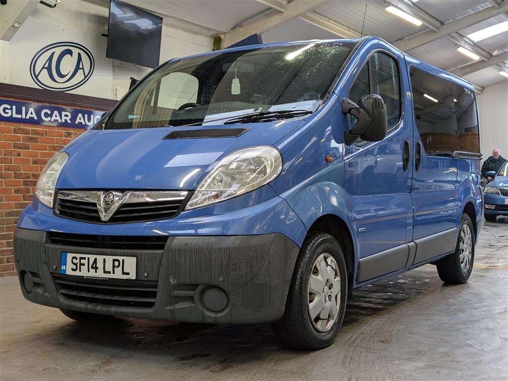 <p>2014 VAUXHALL VIVARO COMBI CDTI ECOFLEX</p>
