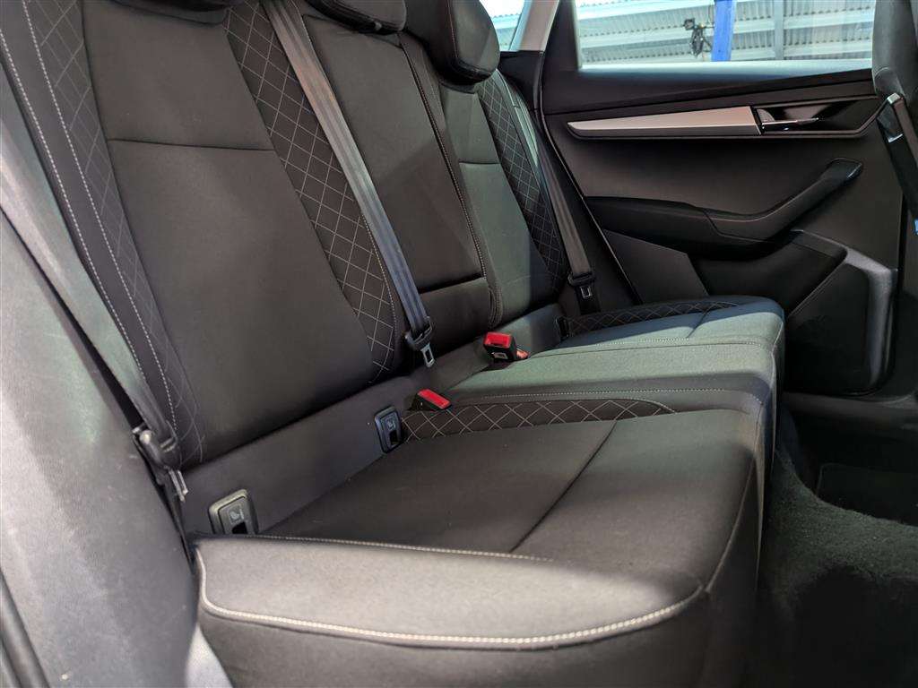 <p>2019 SKODA KAROQ SE TSI</p>