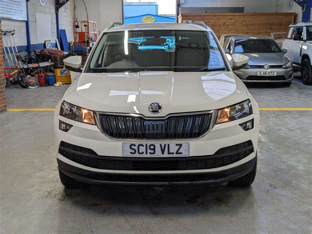 <p>2019 SKODA KAROQ SE TSI</p>