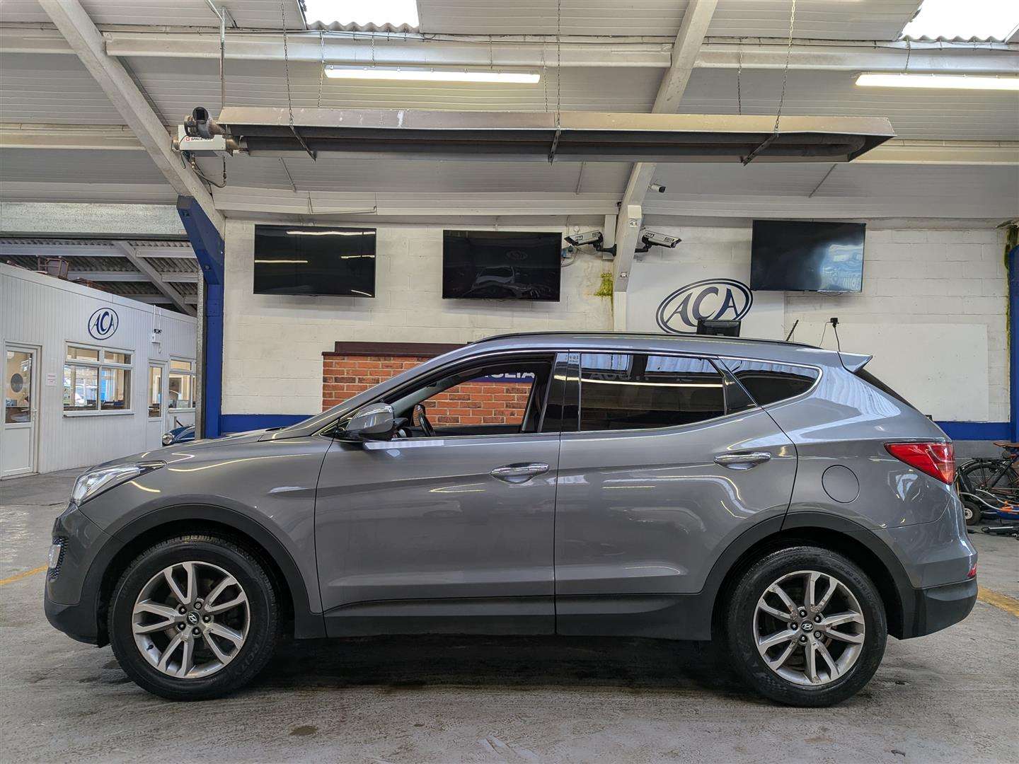 <p>2014 HYUNDAI SANTA FE PREMIUM CRDI AUTO</p>