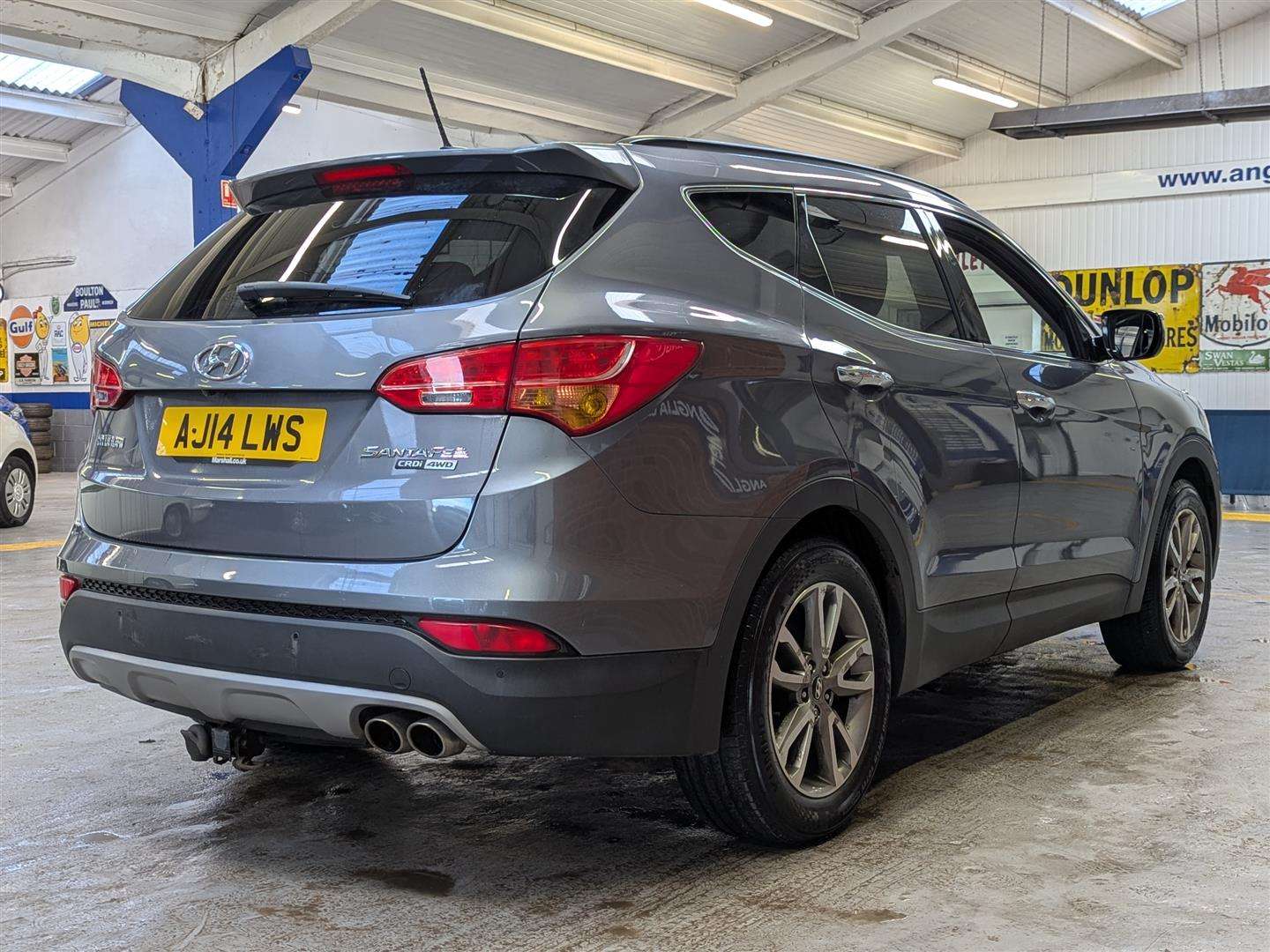 <p>2014 HYUNDAI SANTA FE PREMIUM CRDI AUTO</p>