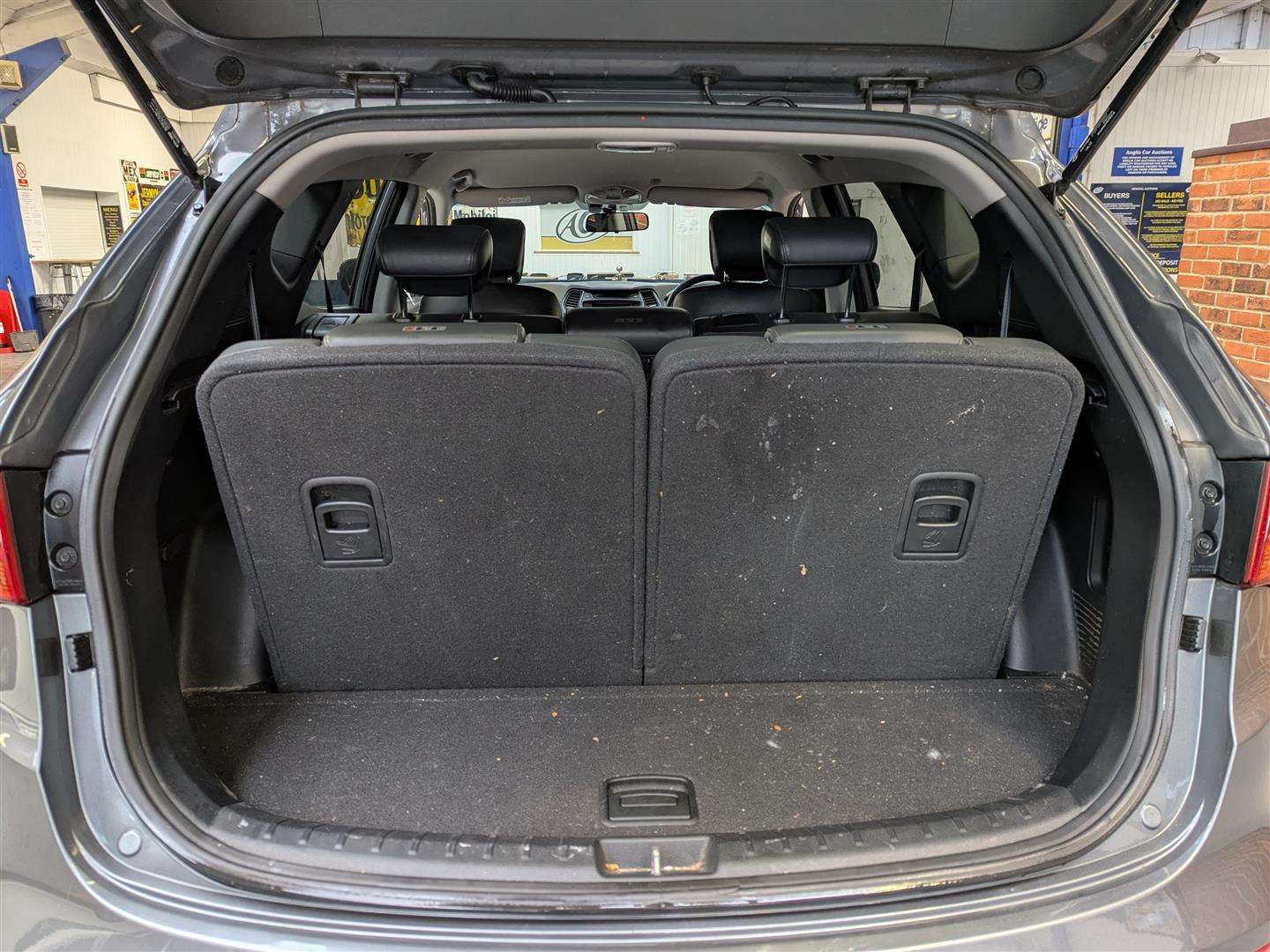 <p>2014 HYUNDAI SANTA FE PREMIUM CRDI AUTO</p>