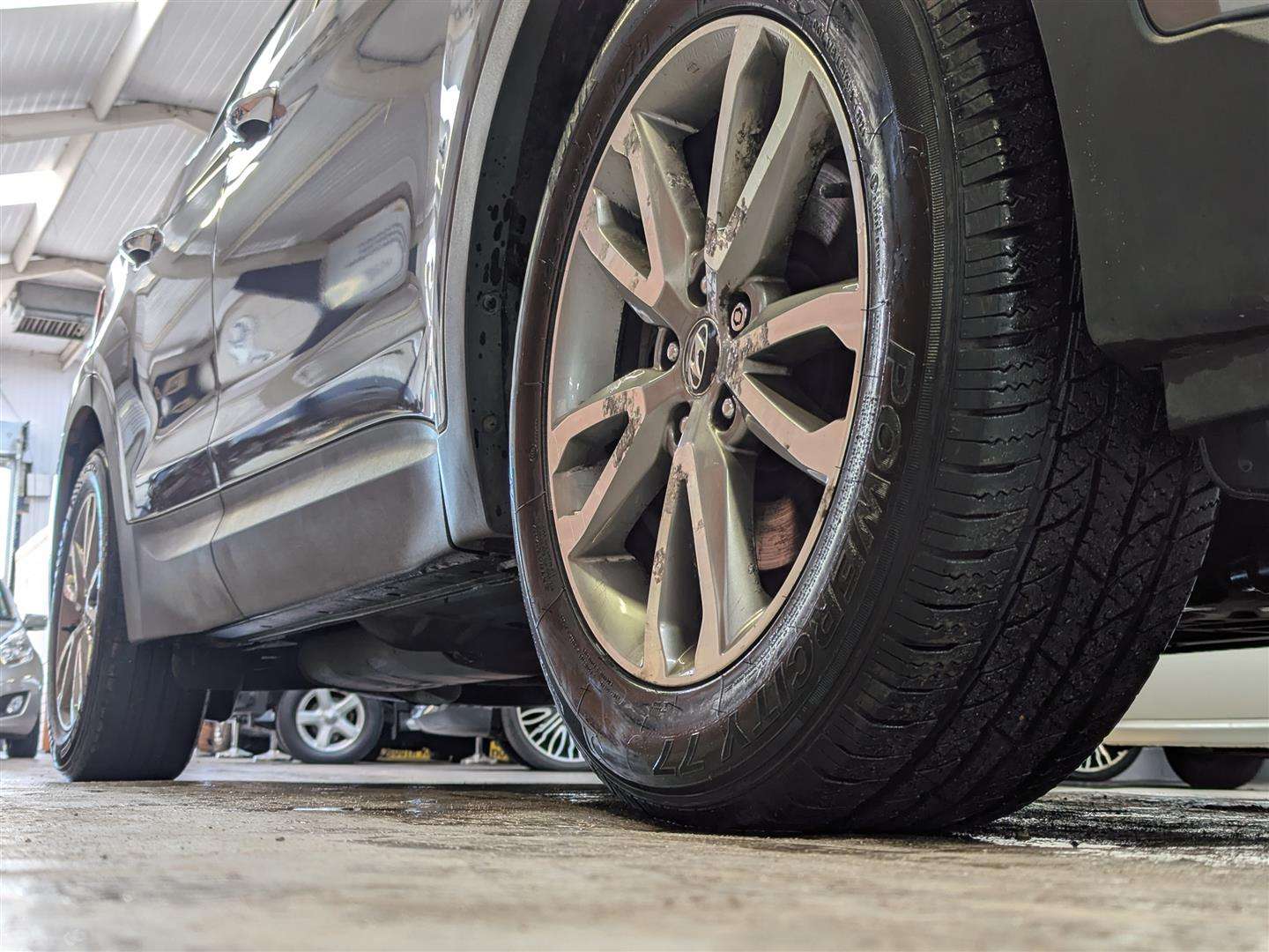 <p>2014 HYUNDAI SANTA FE PREMIUM CRDI AUTO</p>