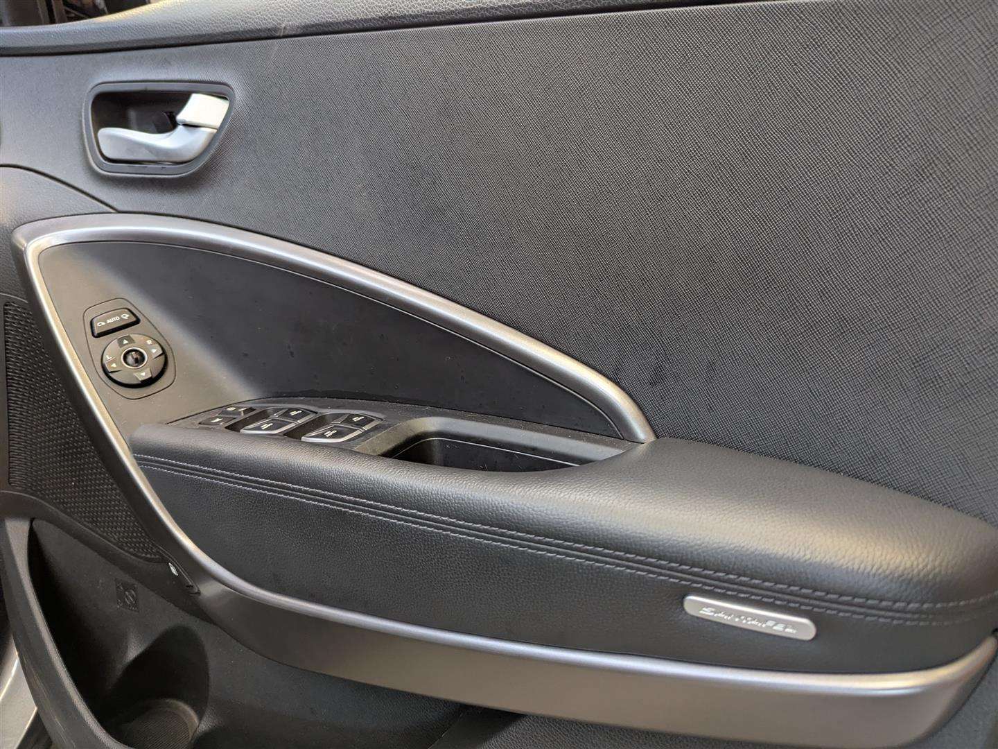 <p>2014 HYUNDAI SANTA FE PREMIUM CRDI AUTO</p>