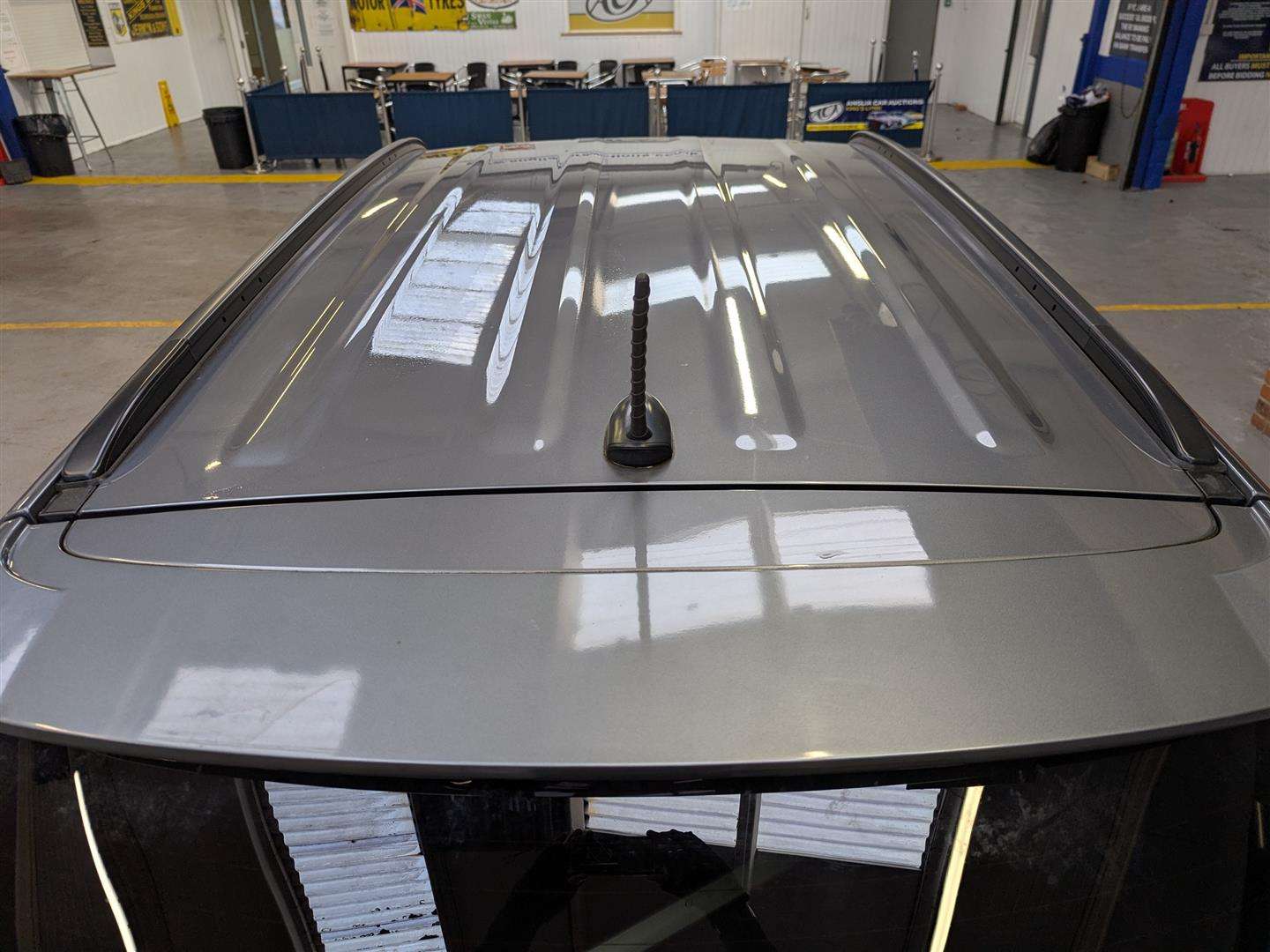 <p>2014 HYUNDAI SANTA FE PREMIUM CRDI AUTO</p>