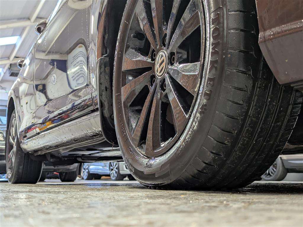 <p>2017 VOLKSWAGEN GOLF SE TDI BMT</p>