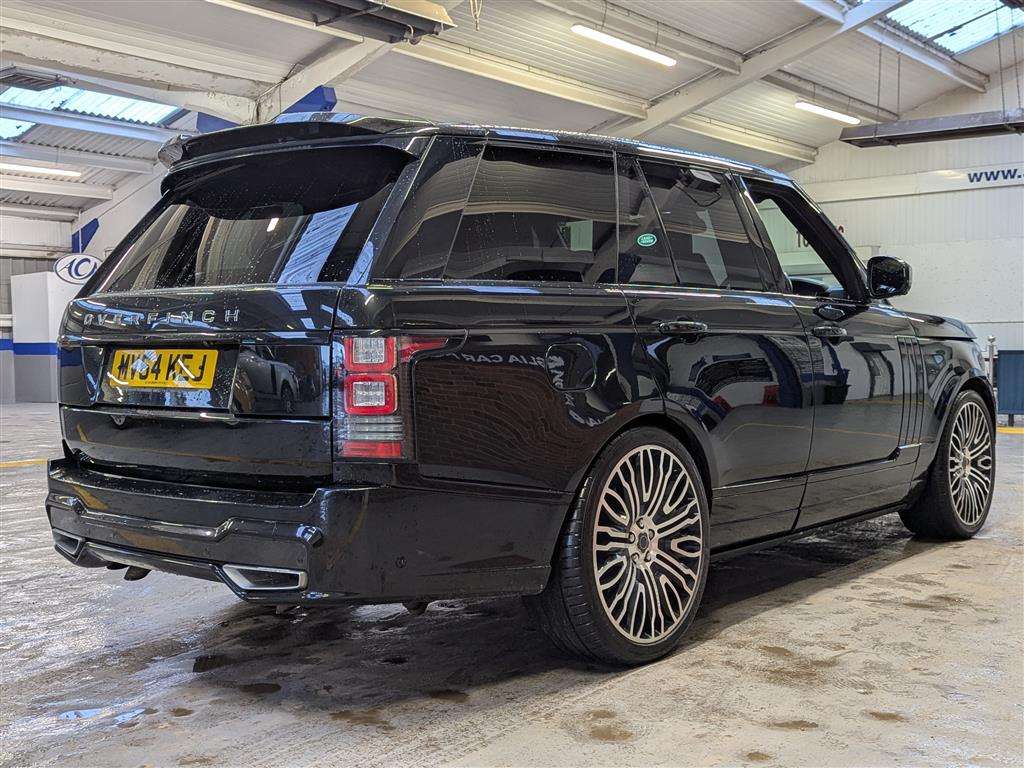 <p>2014 LAND ROVER RANGE ROVER AUTOBIOGRAPHY (OVERFINCH cert present).</p>
