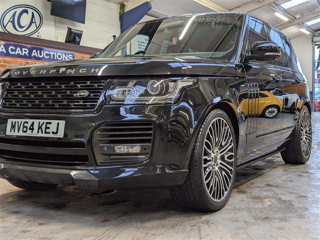 <p>2014 LAND ROVER RANGE ROVER AUTOBIOGRAPHY (OVERFINCH cert present).</p>