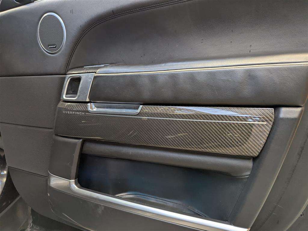 <p>2014 LAND ROVER RANGE ROVER AUTOBIOGRAPHY (OVERFINCH cert present).</p>