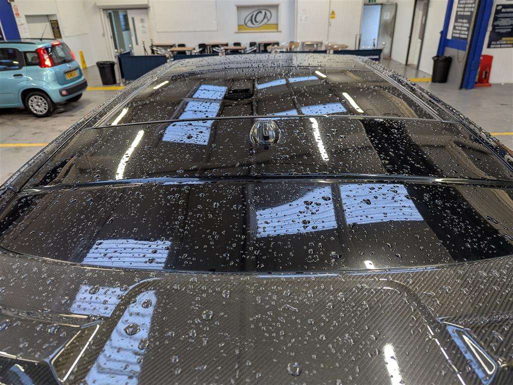 <p>2014 LAND ROVER RANGE ROVER AUTOBIOGRAPHY (OVERFINCH cert present).</p>