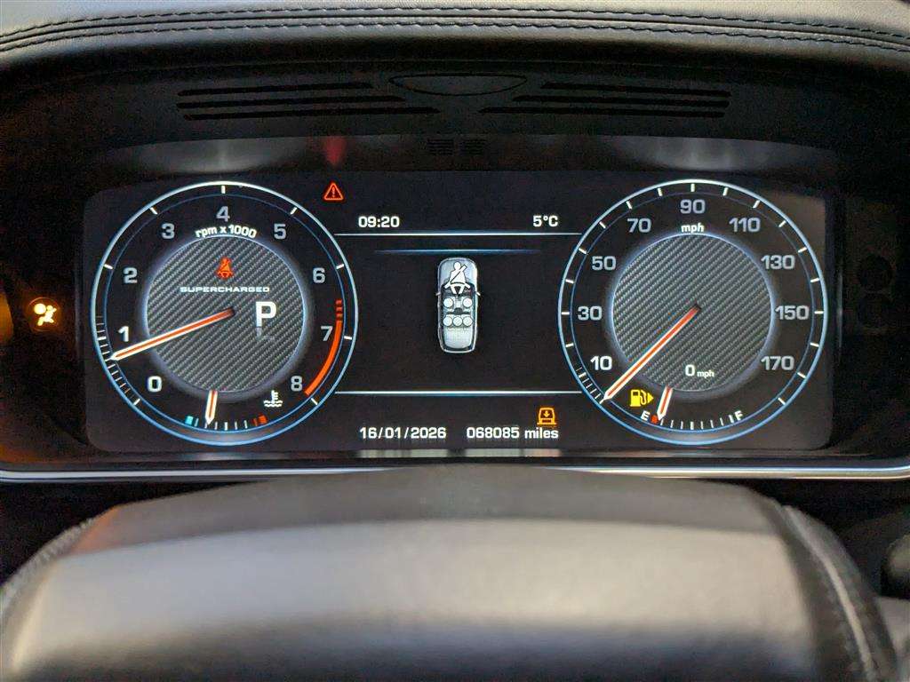 <p>2014 LAND ROVER RANGE ROVER AUTOBIOGRAPHY (OVERFINCH cert present).</p>