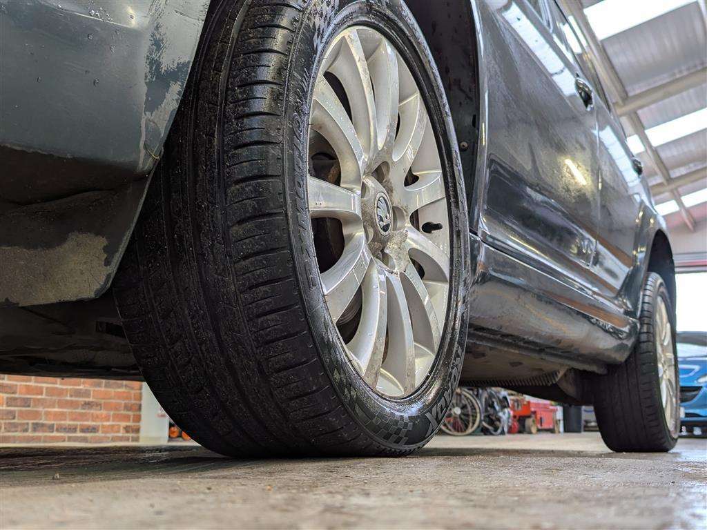 <p>2015 SKODA YETI SE L TSI S-A</p>