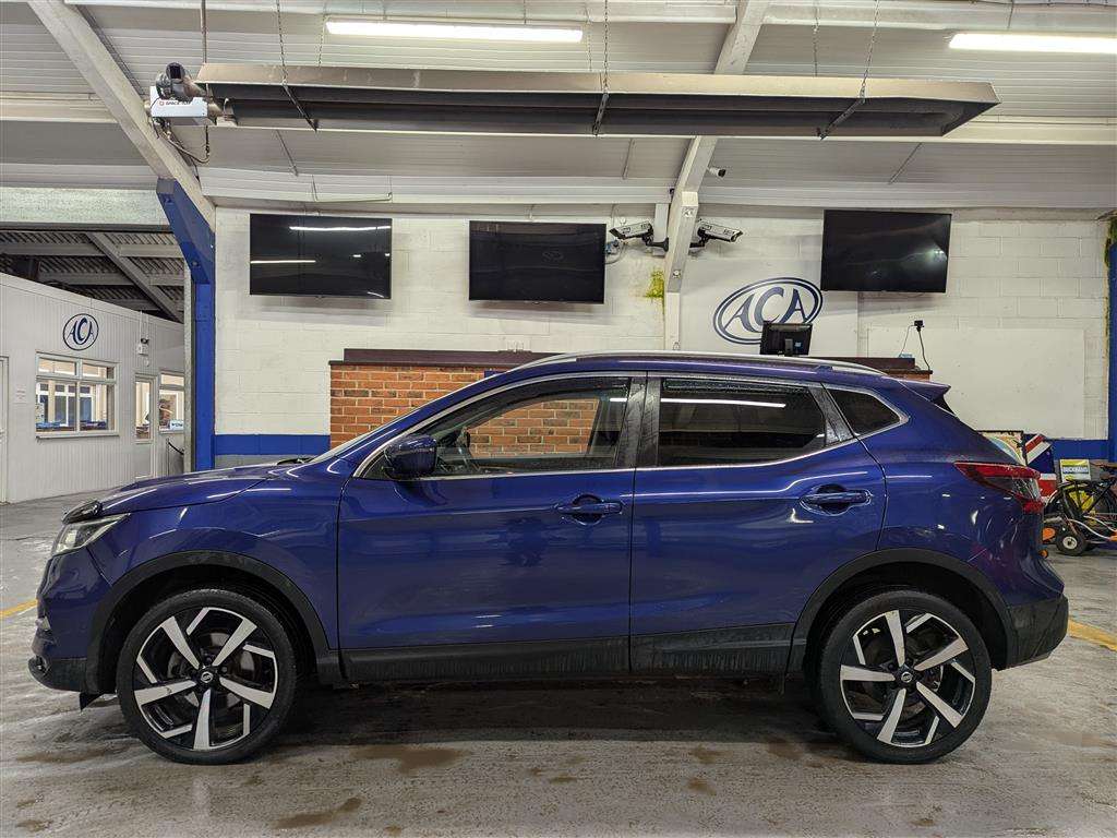 <p>2017 NISSAN QASHQAI TEKNA DCI</p>