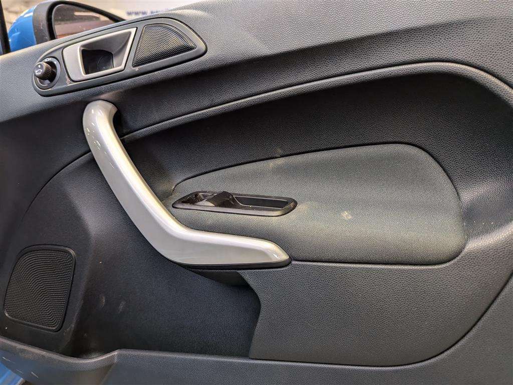 <p>2011 FORD FIESTA TITANIUM TDCI 70</p>