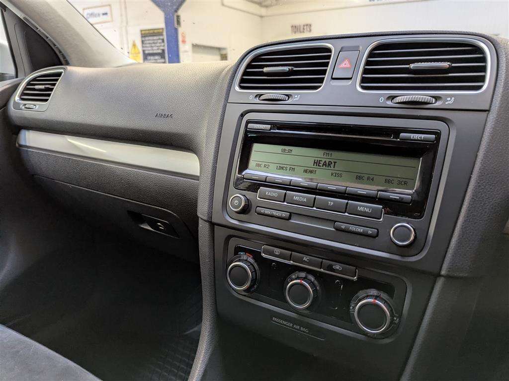 <p>2010 VOLKSWAGEN GOLF GT TDI 140</p>