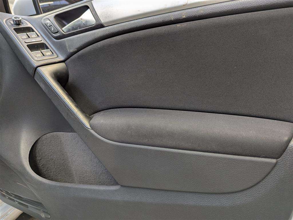 <p>2010 VOLKSWAGEN GOLF GT TDI 140</p>