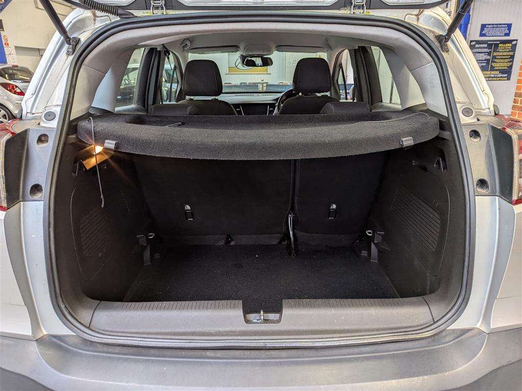 <p>2018 VAUXHALL CROSSLAND X SE NAV ECOTEC</p>