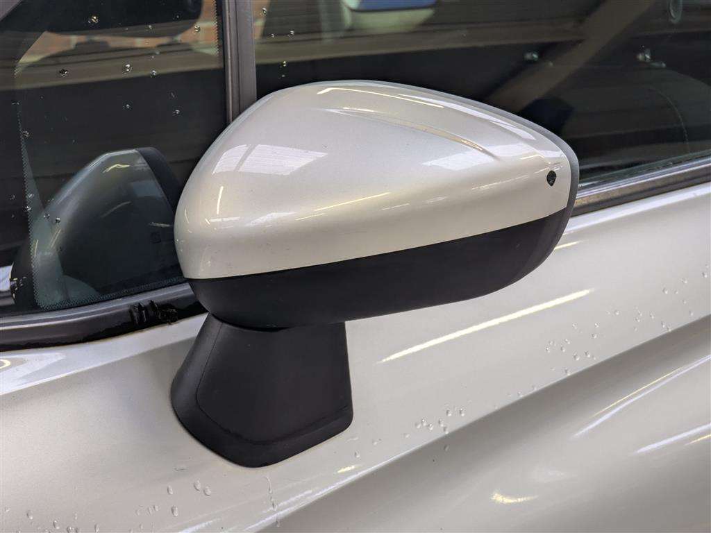 <p>2018 VAUXHALL CROSSLAND X SE NAV ECOTEC</p>