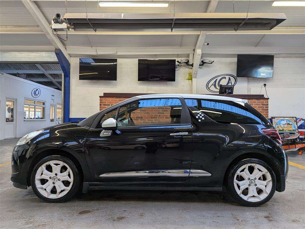 <p>2015 CITROEN DS3 PURETECH DSTYLE ICE S</p>