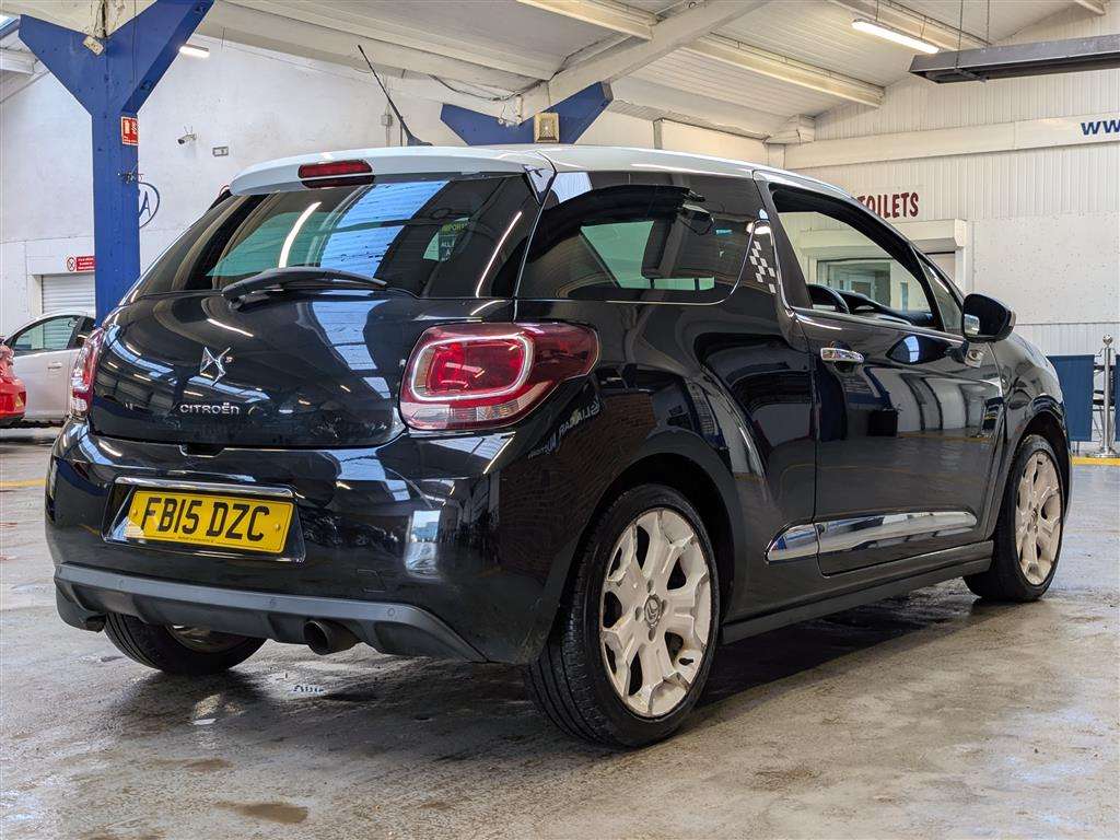 <p>2015 CITROEN DS3 PURETECH DSTYLE ICE S</p>