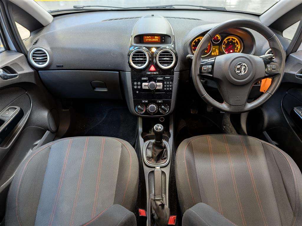 <p>2013 VAUXHALL CORSA SXI AC</p>