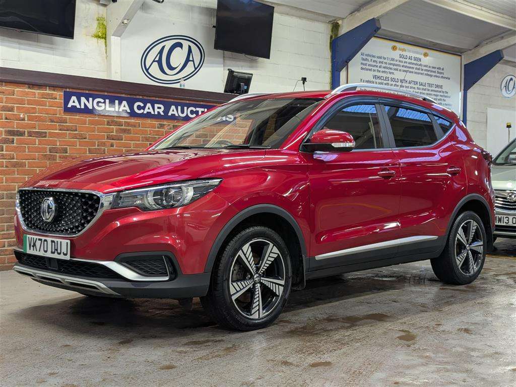 <p>2020 MG ZS EXCLUSIVE EV</p>