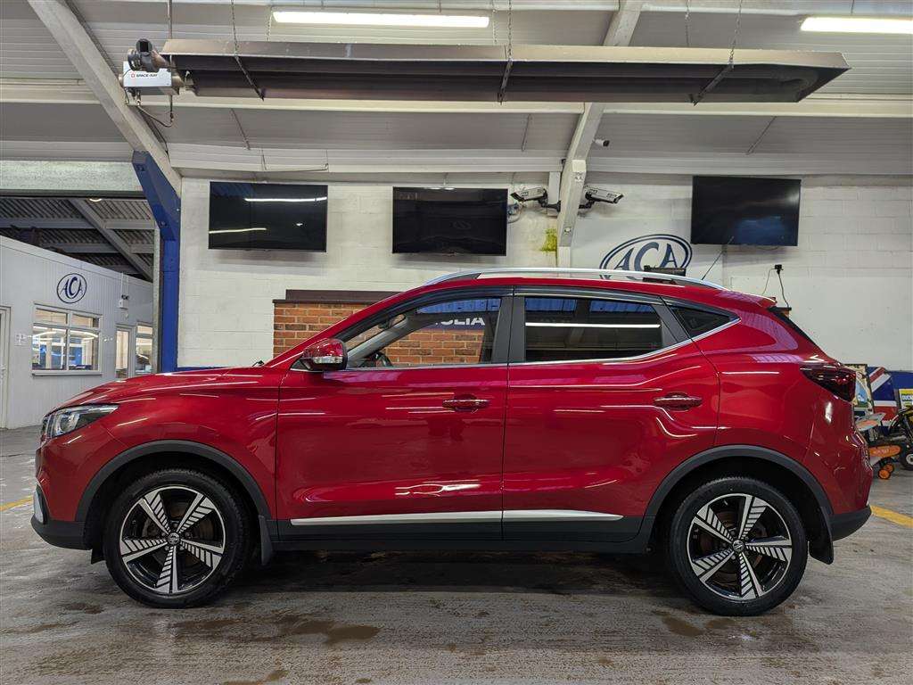<p>2020 MG ZS EXCLUSIVE EV</p>