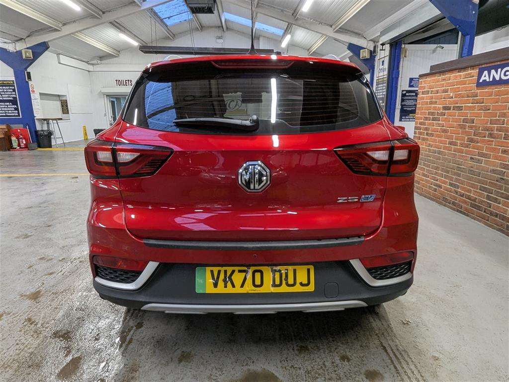 <p>2020 MG ZS EXCLUSIVE EV</p>