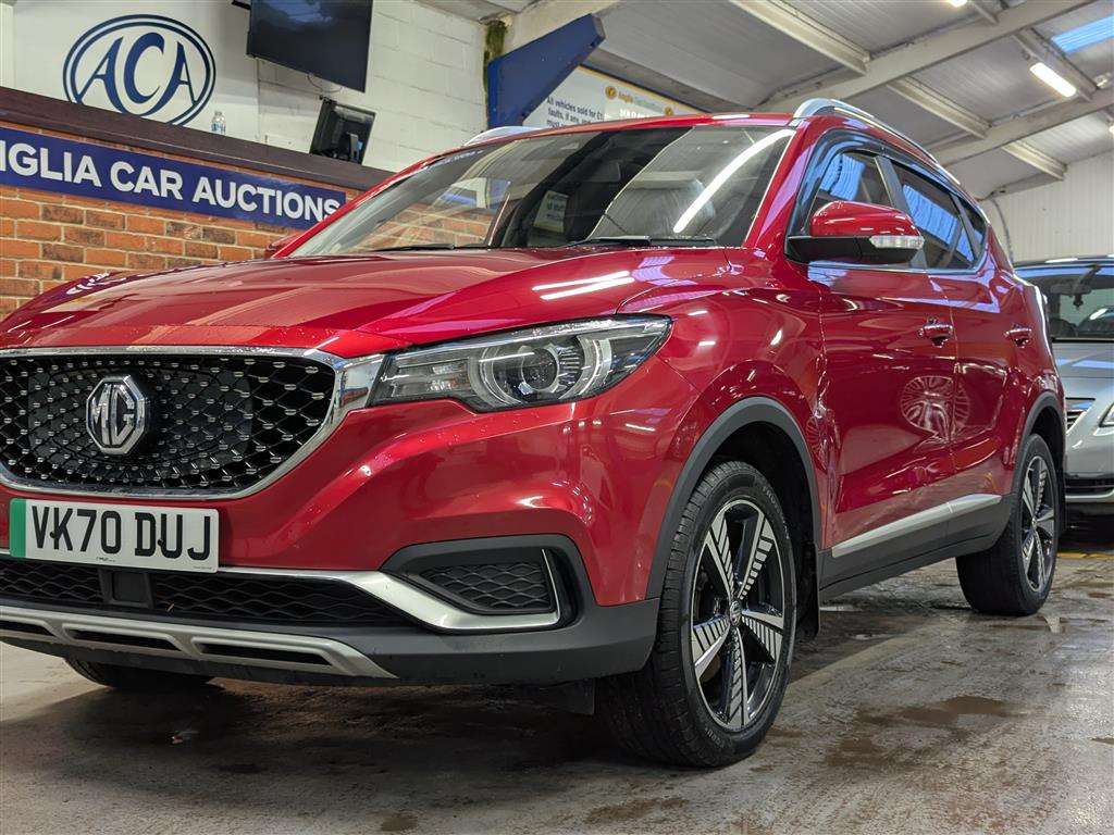 <p>2020 MG ZS EXCLUSIVE EV</p>