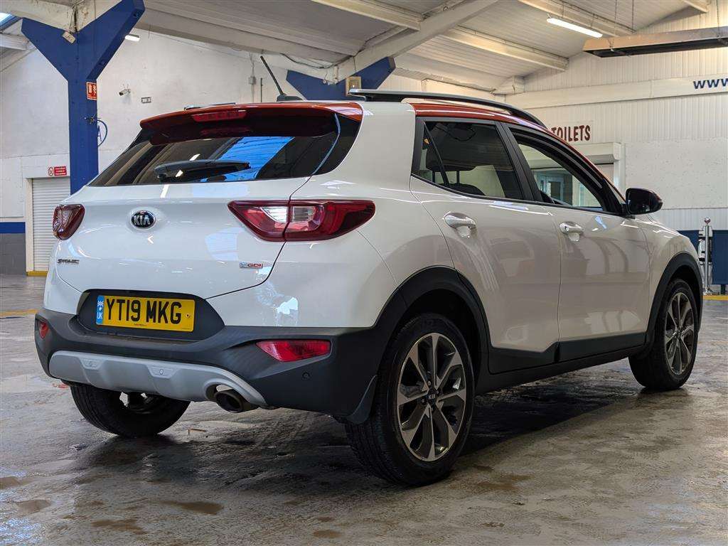 <p>2019 KIA STONIC MIXX ISG</p>