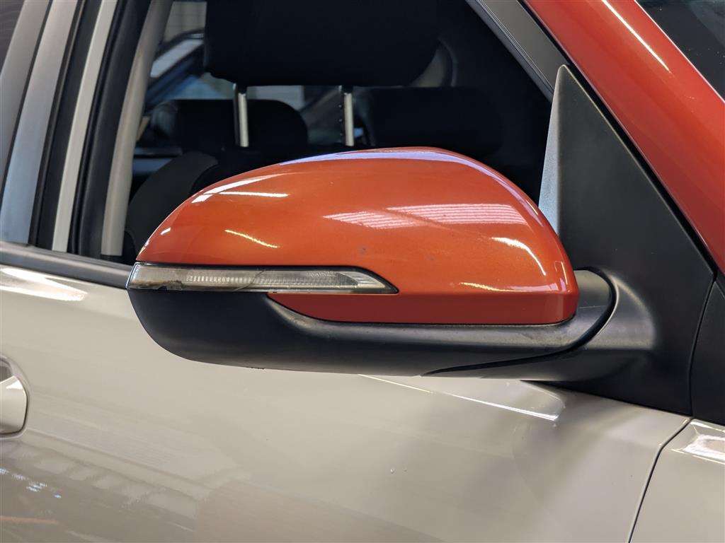 <p>2019 KIA STONIC MIXX ISG</p>