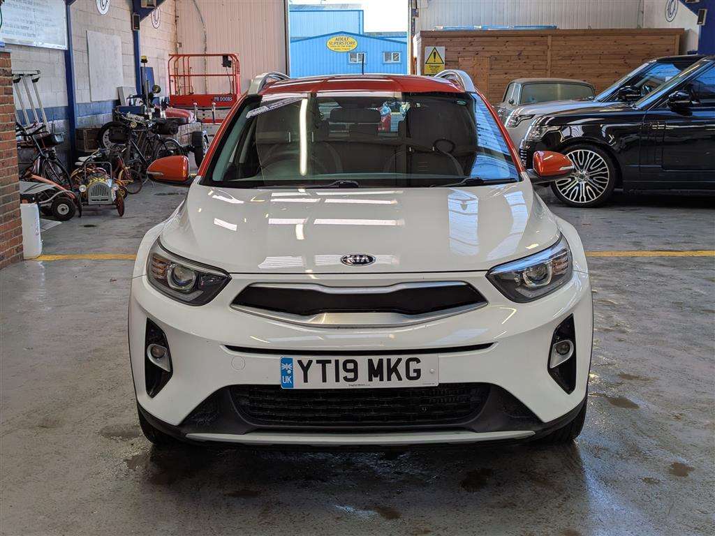 <p>2019 KIA STONIC MIXX ISG</p>