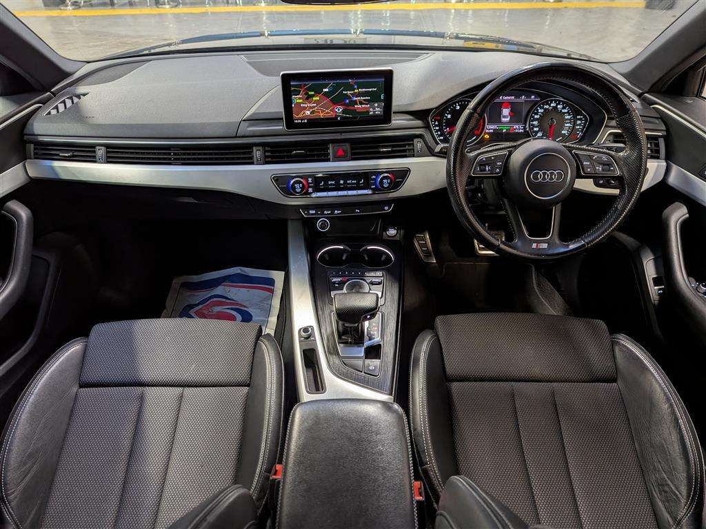 <p>2017 AUDI A4 S LINE TDI S-A</p>